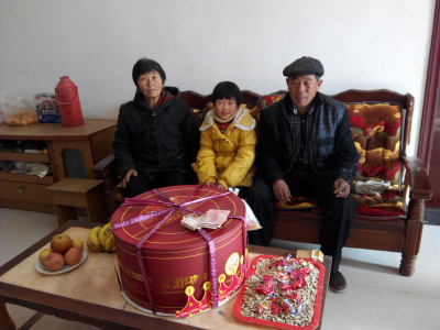 W66利来官网为员工父母过生日发感恩金