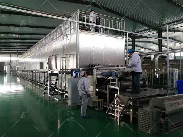 马铃薯淀粉是怎么通过粉丝加工机械设备造作成粉条的？