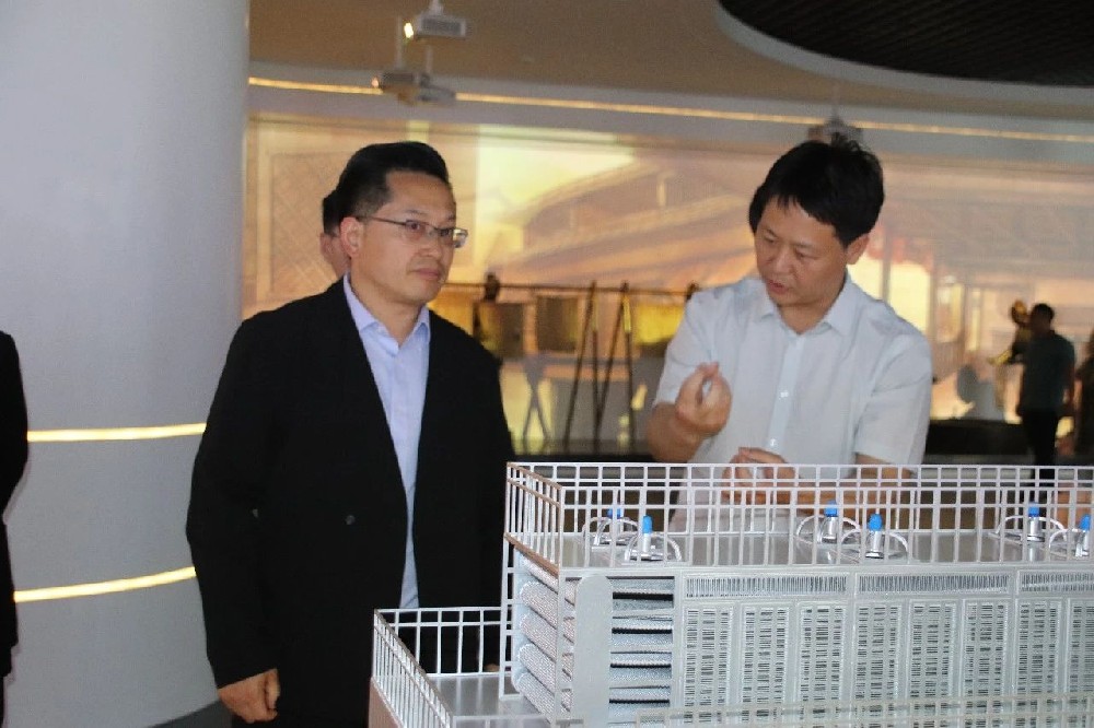 上？蜕痰鞑楣，同谋发展新篇章